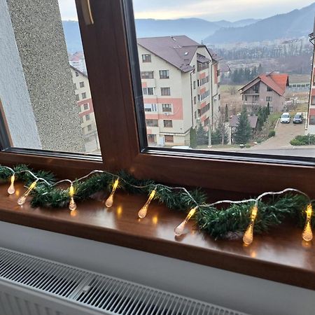 Tei Residence Piatra Neamţ Exteriör bild